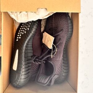 Adidas Yeezy 360 V2 onyx